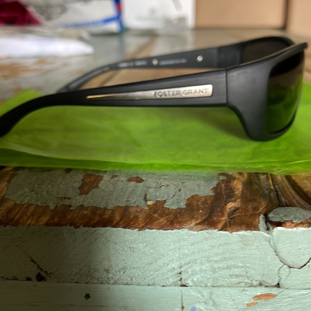Foster Grant sunglasses polarized - Picture 3 of 9